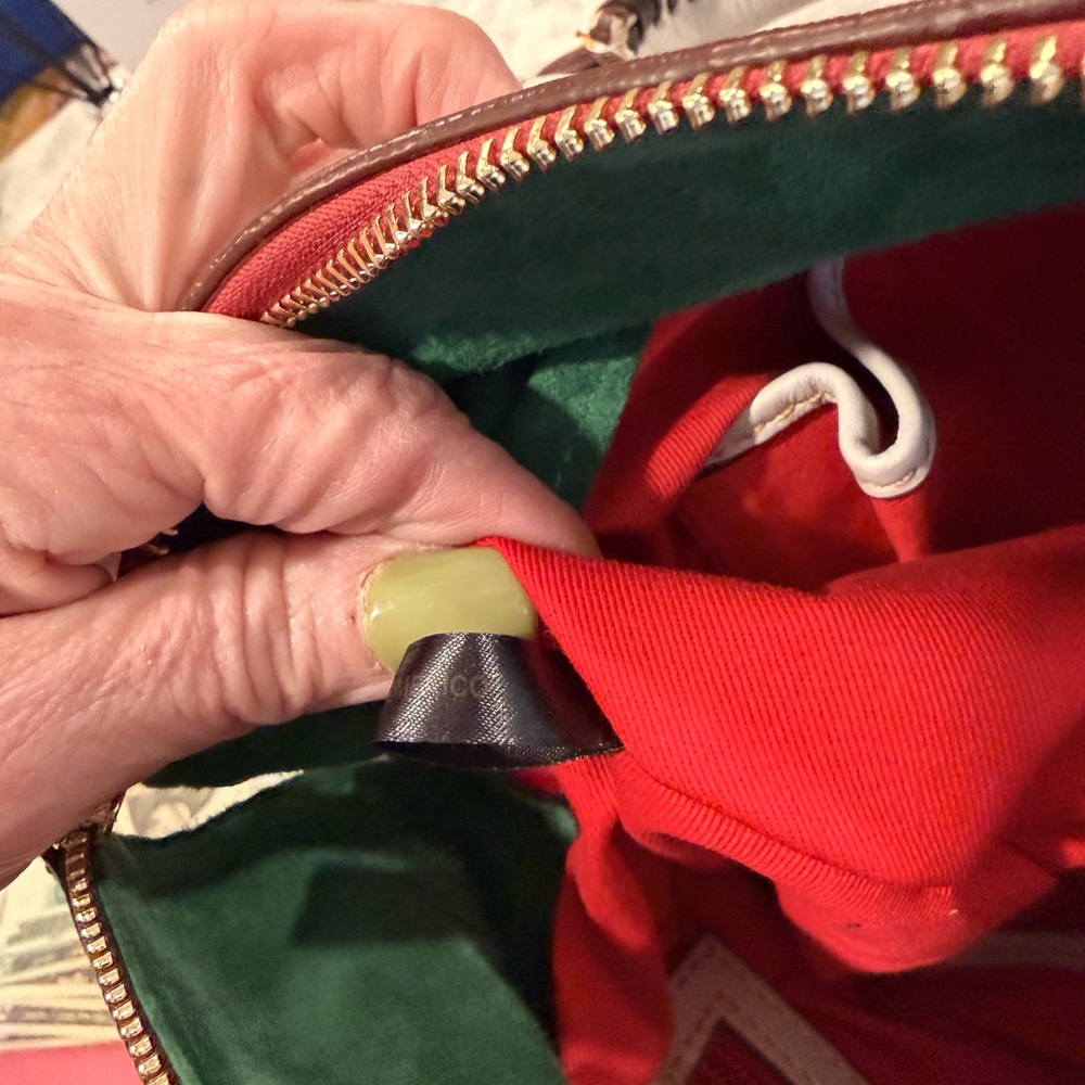 Dooney and BOURKE Florentine large ECRU satchel - Picture 11 of 13